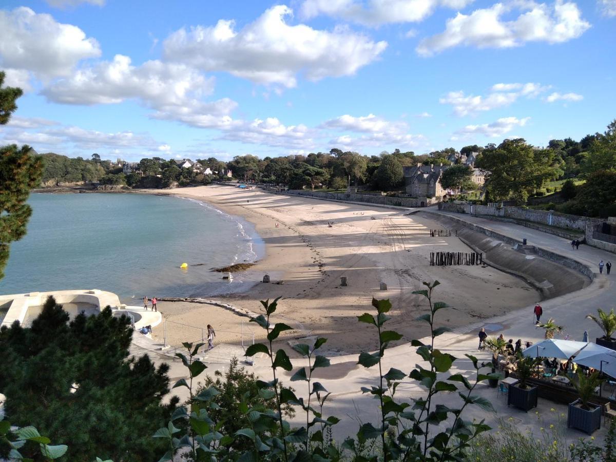 Clos De La Fontaine Dinard Exterior photo